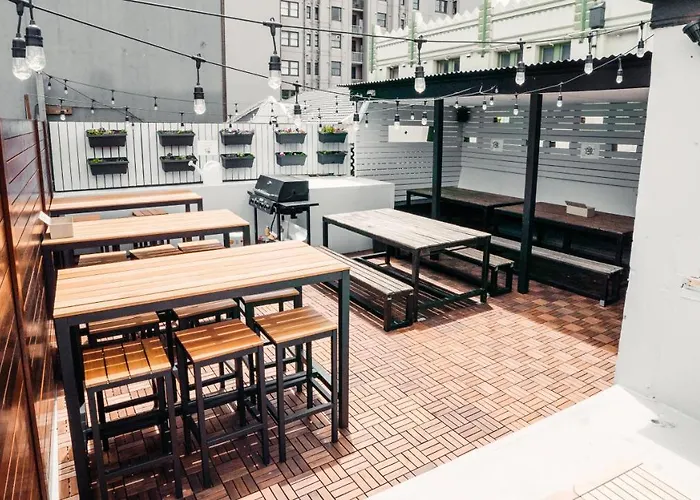 Mad Monkey Downtown Hostel Sydney