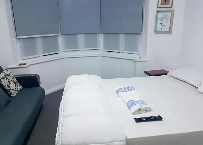 Grosvenor Court Hotel London