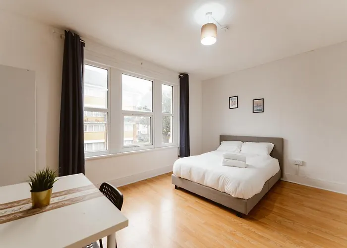 Great Rooms In Plaistow London