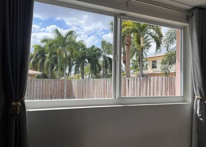 Carlton Guest House Fort Lauderdale
