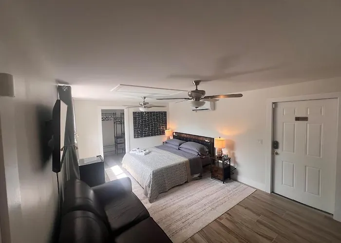 Carlton Guest House Fort Lauderdale