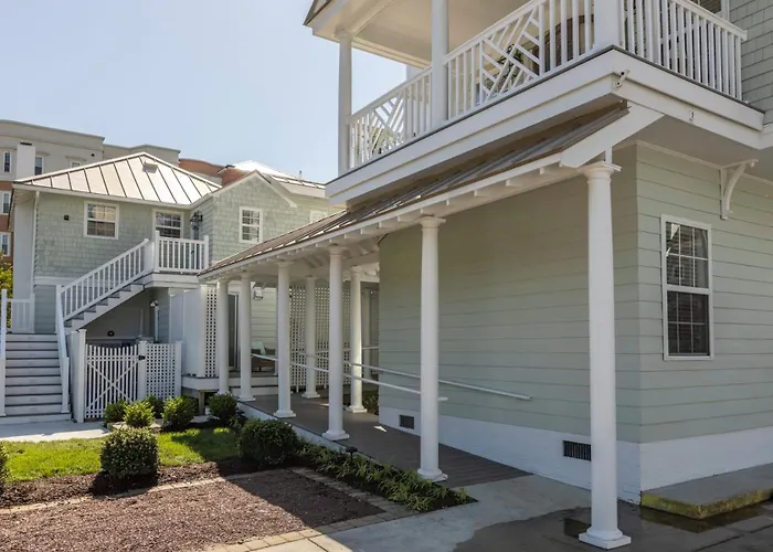 The Princess Anne 200 Inn At Old Beach Virginia Beach