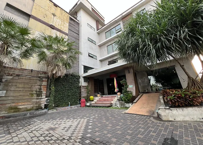 Eurna Resort Hotel Bangkok