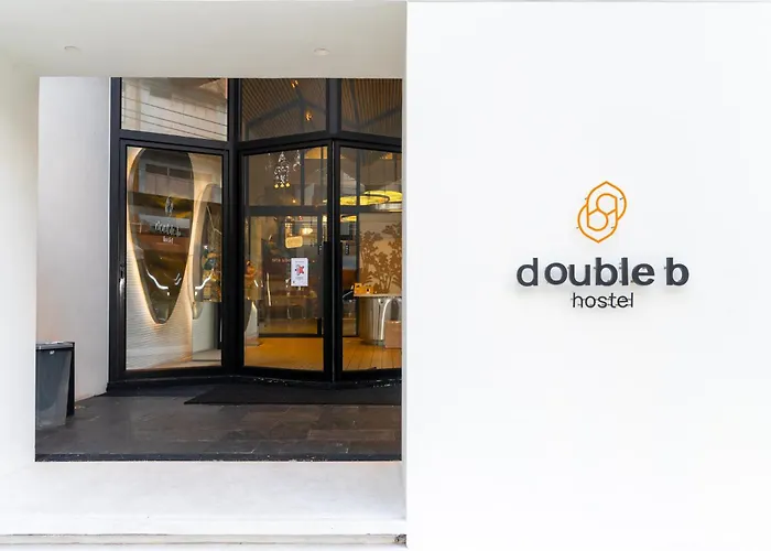 Double B Hostel Bangkok