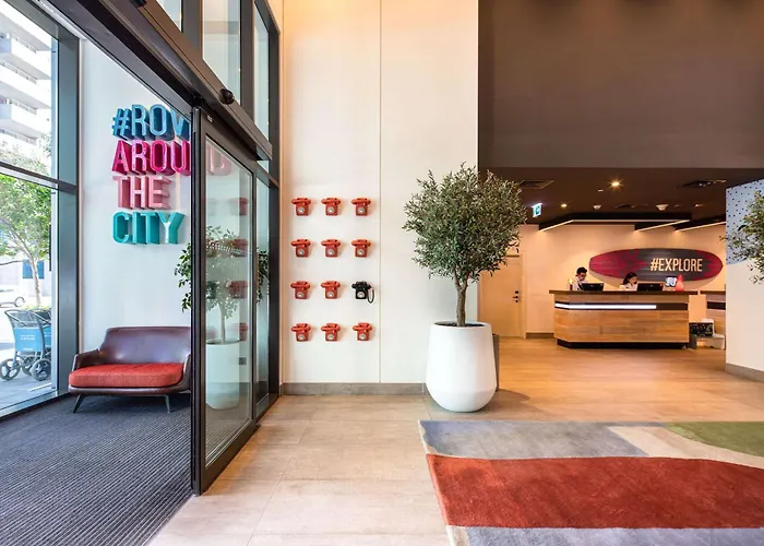 Rove Dubai Marina Hotel