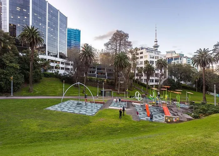 Condo In Queen St Cbd W Pool And Gym Zodiak Stays Auckland