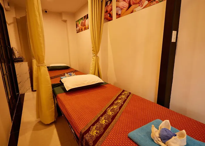 Rose Apple Hotel Bangkok