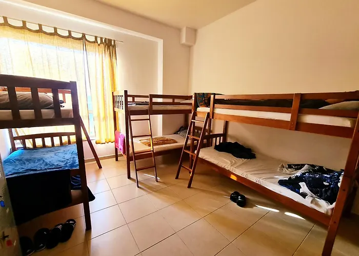 Dxb Backpackers Hostel Dubai