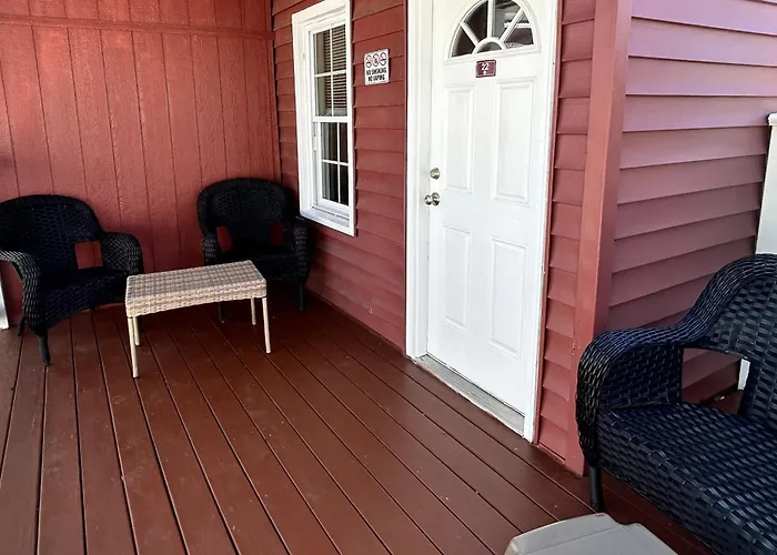 The Burgundy Inn Hotel And Apartments Ocean City