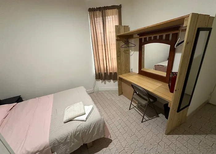 Hudson Yard 408 Hostel New York