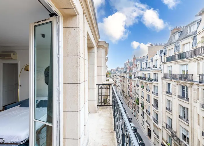 Hotelhome Paris 16