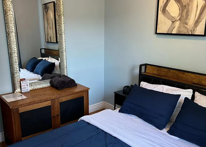 Blue Room In Dorothy'S Bnb Chicago