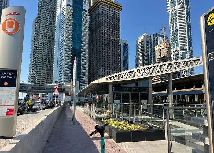 Dhostels - Marina Palm View Dubai