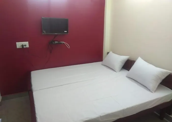 Pmr Enclave Near Apollo Hospital Hotel Chennai