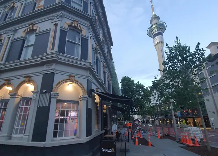 Albion Hotel Auckland