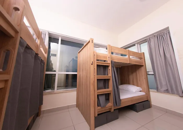 Dhostels - Marina Palm View Dubai