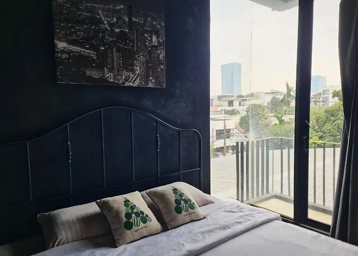 The Local Ari Hostel Bangkok