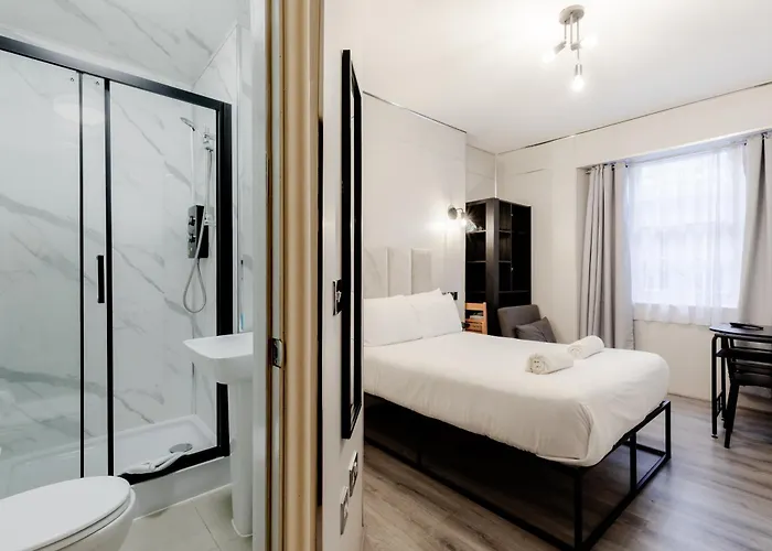 Britannia Hyde Park Hotel By Pli London