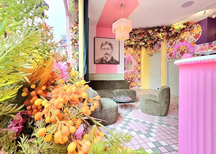 Hotel La Petite Rosa Paris