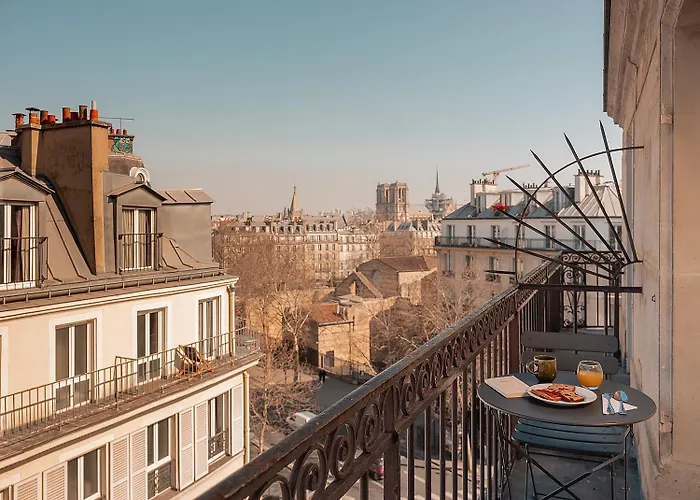 Hotel Du Savoir Paris