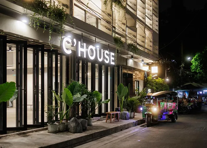 C'House Bangkok Hostel