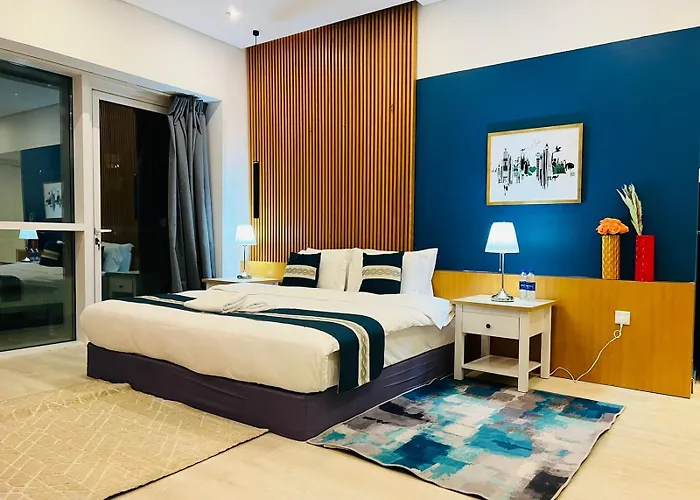 Private Rooms In 3 Bedroom Apartment Skynest Homes Marina Pinnacle Dubai