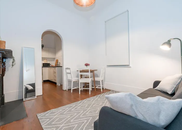 The Rawson House At The Heart Of Newtown Villa Sydney