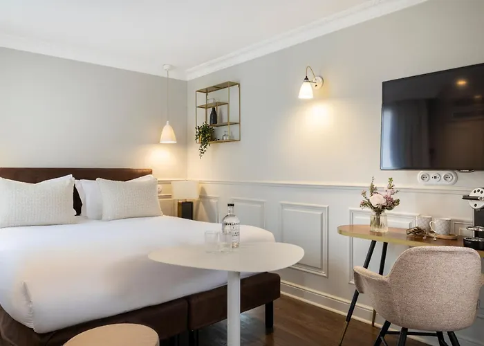 Hotel Madeleine Haussmann Paris