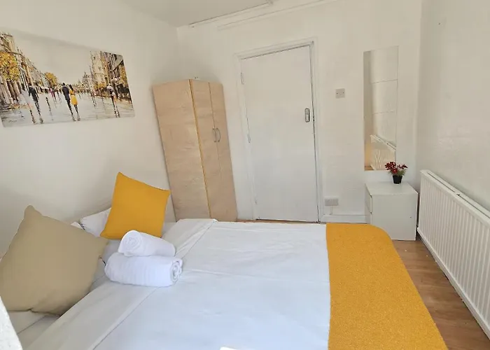 Canary Wharf Cottage London