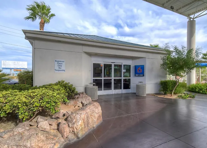 Tropicana Stays By Townhouse Las Vegas