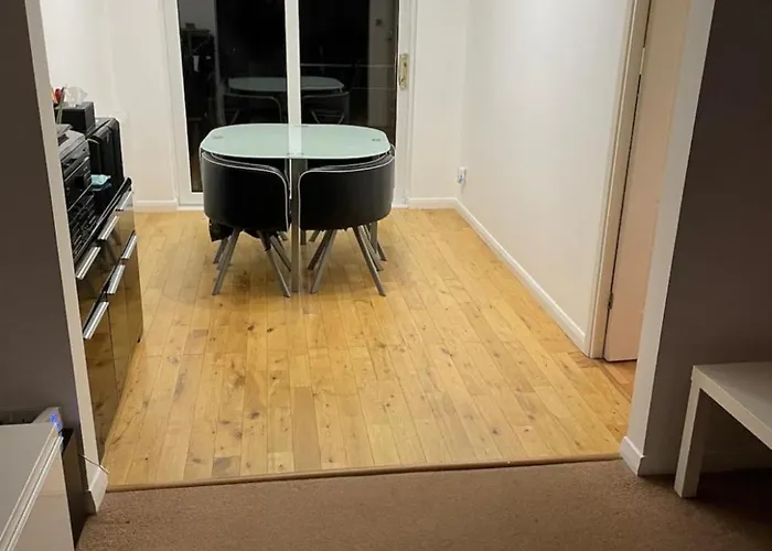 Little France House Room1 Edinburgh