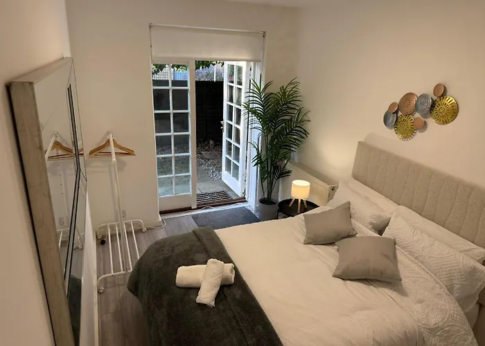Guest Home In Vauxhall London