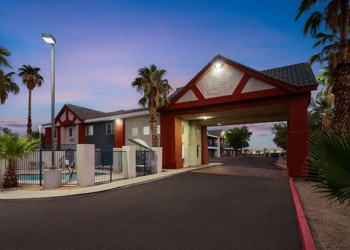 Days Inn By Wyndham Phoenix West