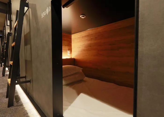 Rembrandt Cabin & Spa Shimbashi - Caters To Men Tokyo