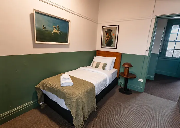 Courthouse Hotel Sydney