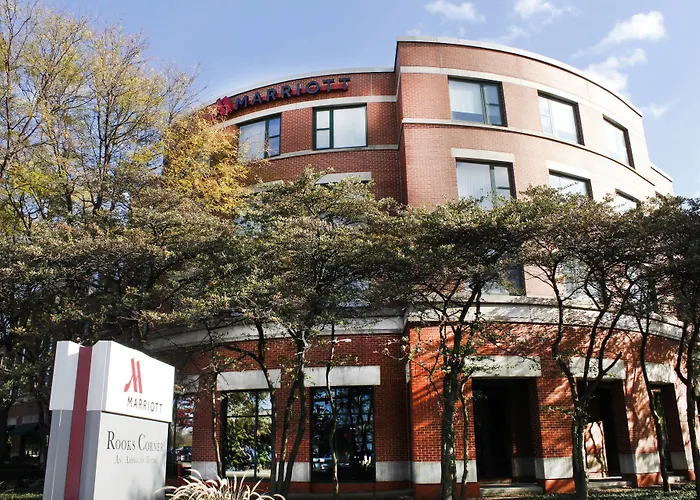 Courtyard By Marriott Chicago At Medical District-Uic Hotel