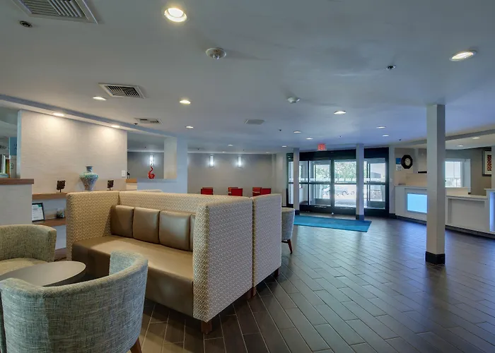 Holiday Inn Express Nashville W-I40 By Ihg