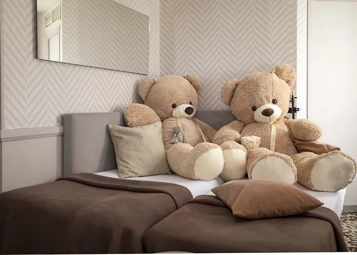 Longchamp Elysees Paris