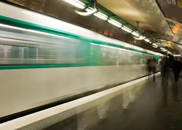 Hotel Mirabeau Eiffel Paris