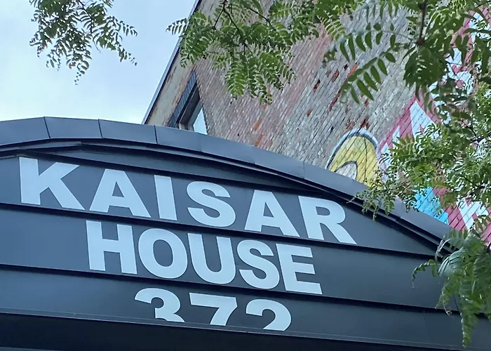 Kaisar Guest House Toronto