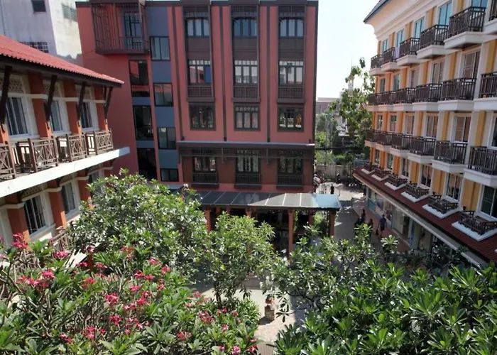 Rambuttri Village Plaza Bangkok