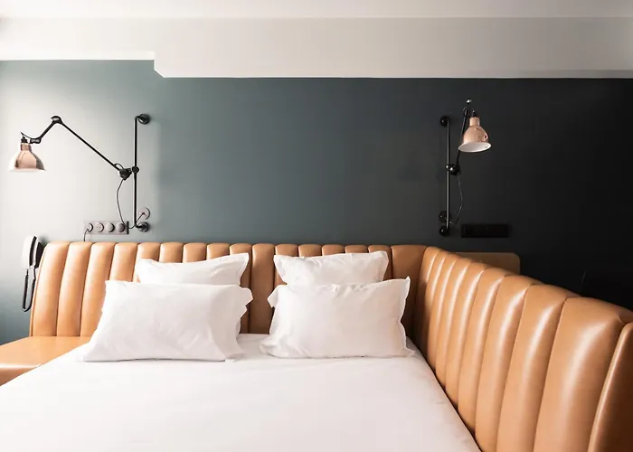 1.75 Paris Le Charme Hotel