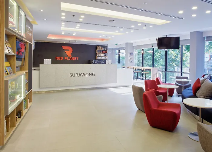 Easy Planet Bangkok Surawong Hotel