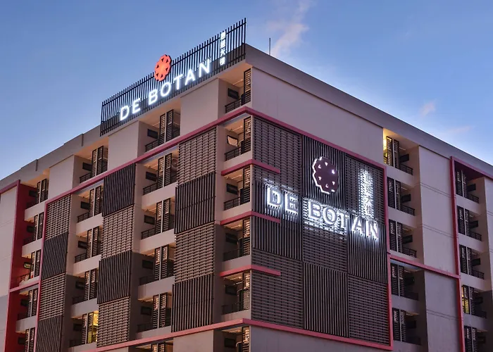 De Botan Srinakarin Hotel & Residence Bangkok