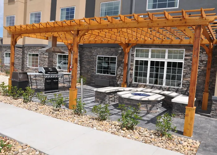 Microtel Inn & Suites By Wyndham Lubbock