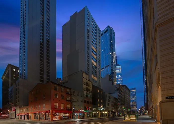 Courtyard By Marriott New York World Trade Center Area Hotel