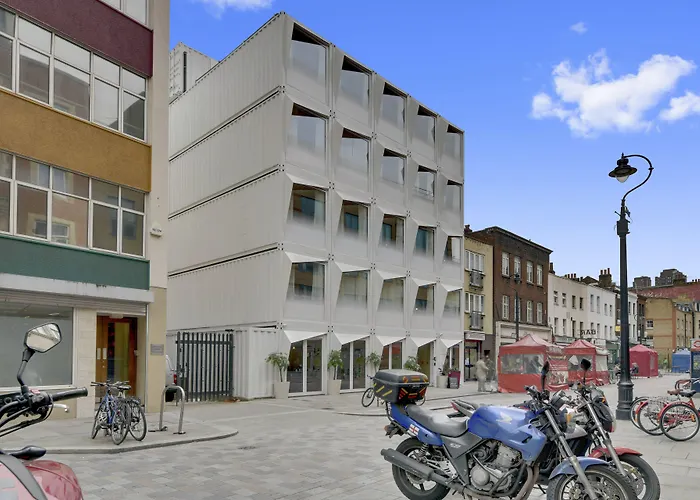 Stow Away Waterloo Hotel London