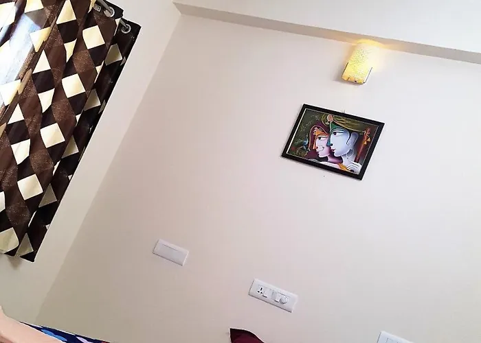 Krish Rooms And Stay Chennai