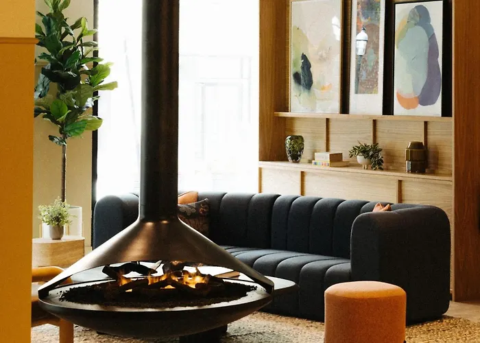The Strathcona Hotel Toronto
