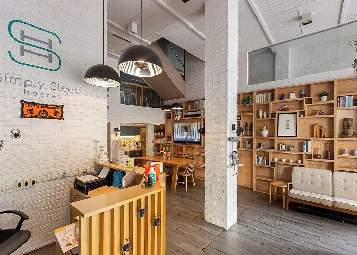 Simply Sleep Hostel Bangkok